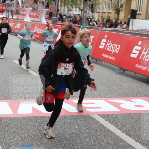 25.04.2026 - Das Zehntel Strokosch-Dieckow http://msf.ph/oto/9633847 25.04.2026 11:08:43 Ziel 5397, 5400, 5964, 6115, 6819, 7463, 7477 meine-sportfotos.de