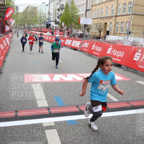 25.04.2026 - Das Zehntel Strokosch-Dieckow http://msf.ph/oto/9633856 25.04.2026 11:08:35 Ziel 5027, 6443, 6559, 6777, 6819 meine-sportfotos.de