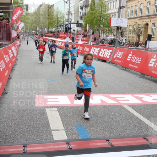 25.04.2026 - Das Zehntel Strokosch-Dieckow http://msf.ph/oto/9633863 25.04.2026 11:08:34 Ziel 5027, 5887, 6443, 6559, 6777, 7737, 7852 meine-sportfotos.de