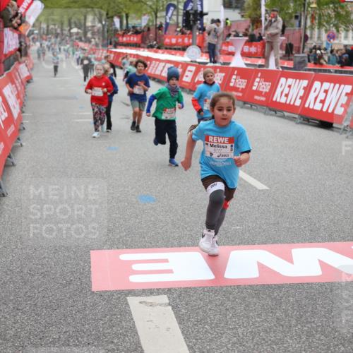 25.04.2026 - Das Zehntel Strokosch-Dieckow http://msf.ph/oto/9633865 25.04.2026 11:08:34 Ziel 5027, 5887, 6443, 6559, 6777, 7737, 7852 meine-sportfotos.de