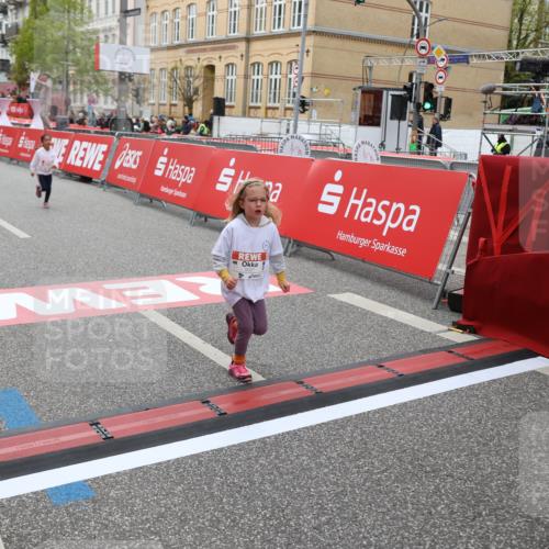 25.04.2026 - Das Zehntel Strokosch-Dieckow http://msf.ph/oto/9633877 25.04.2026 11:08:29 Ziel 5027, 5887, 7737, 7852, 7985 meine-sportfotos.de