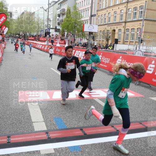 25.04.2026 - Das Zehntel Strokosch-Dieckow http://msf.ph/oto/9633889 25.04.2026 11:08:27 Ziel 5027, 5060, 5061, 5887, 6310, 7737, 7852, 7985 meine-sportfotos.de
