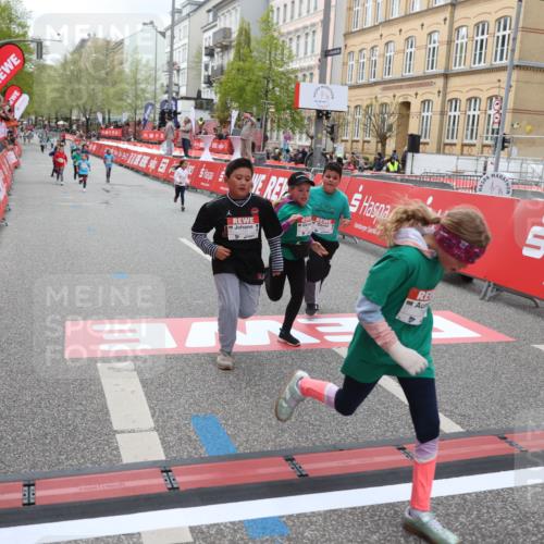 25.04.2026 - Das Zehntel Strokosch-Dieckow http://msf.ph/oto/9633890 25.04.2026 11:08:27 Ziel 5027, 5060, 5061, 5887, 6310, 7737, 7852, 7985 meine-sportfotos.de