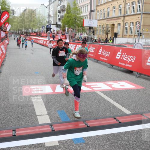 25.04.2026 - Das Zehntel Strokosch-Dieckow http://msf.ph/oto/9633891 25.04.2026 11:08:27 Ziel 5027, 5060, 5061, 5887, 6310, 7737, 7852, 7985 meine-sportfotos.de