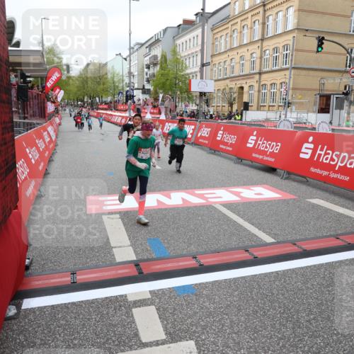 25.04.2026 - Das Zehntel Strokosch-Dieckow http://msf.ph/oto/9633893 25.04.2026 11:08:27 Ziel 5027, 5060, 5061, 5887, 6310, 7737, 7852, 7985 meine-sportfotos.de