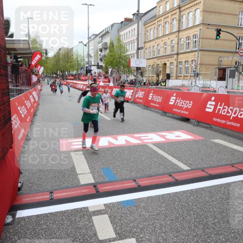 25.04.2026 - Das Zehntel Strokosch-Dieckow http://msf.ph/oto/9633895 25.04.2026 11:08:27 Ziel 5027, 5060, 5061, 5887, 6310, 7737, 7852, 7985 meine-sportfotos.de