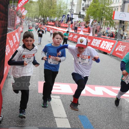 25.04.2026 - Das Zehntel Strokosch-Dieckow http://msf.ph/oto/9633907 25.04.2026 11:08:22 Ziel 5060, 5061, 5881, 5939, 6310, 7263, 7264, 7365, 7431, 7438, 7507, 7668 meine-sportfotos.de