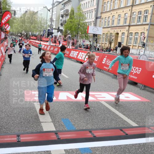 25.04.2026 - Das Zehntel Strokosch-Dieckow http://msf.ph/oto/9633920 25.04.2026 11:08:19 Ziel 5125, 5881, 5939, 6160, 6163, 6174, 7263, 7264, 7365, 7431, 7438, 7491, 7507, 7606, 7668, 7990 meine-sportfotos.de