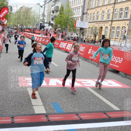 25.04.2026 - Das Zehntel Strokosch-Dieckow http://msf.ph/oto/9633921 25.04.2026 11:08:19 Ziel 5125, 5881, 5939, 6160, 6163, 6174, 7263, 7264, 7365, 7431, 7438, 7491, 7507, 7606, 7668, 7990 meine-sportfotos.de