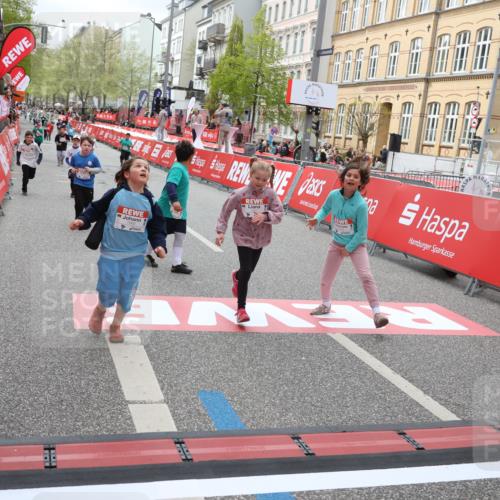25.04.2026 - Das Zehntel Strokosch-Dieckow http://msf.ph/oto/9633922 25.04.2026 11:08:19 Ziel 5125, 5881, 5939, 6160, 6163, 6174, 7263, 7264, 7365, 7431, 7438, 7491, 7507, 7606, 7668, 7990 meine-sportfotos.de