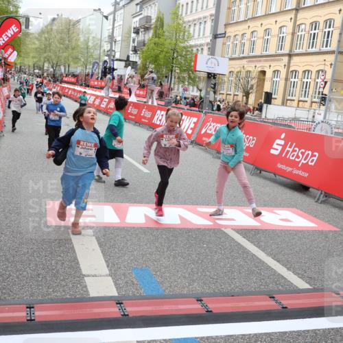 25.04.2026 - Das Zehntel Strokosch-Dieckow http://msf.ph/oto/9633923 25.04.2026 11:08:19 Ziel 5125, 5881, 5939, 6160, 6163, 6174, 7263, 7264, 7365, 7431, 7438, 7491, 7507, 7606, 7668, 7990 meine-sportfotos.de