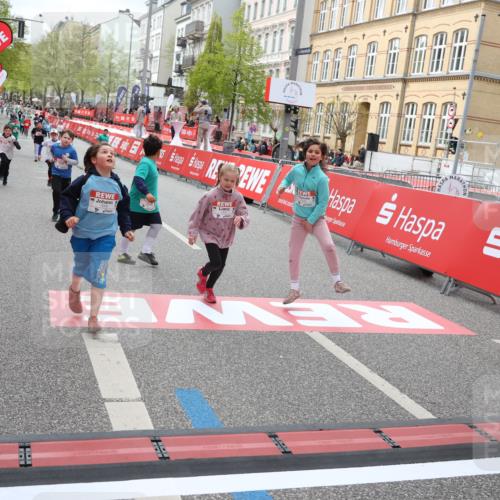 25.04.2026 - Das Zehntel Strokosch-Dieckow http://msf.ph/oto/9633925 25.04.2026 11:08:19 Ziel 5125, 5881, 5939, 6160, 6163, 6174, 7263, 7264, 7365, 7431, 7438, 7491, 7507, 7606, 7668, 7990 meine-sportfotos.de