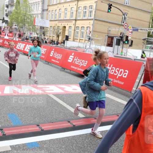 25.04.2026 - Das Zehntel Strokosch-Dieckow http://msf.ph/oto/9633926 25.04.2026 11:08:19 Ziel 5125, 5881, 5939, 6160, 6163, 6174, 7263, 7264, 7365, 7431, 7438, 7491, 7507, 7606, 7668, 7990 meine-sportfotos.de