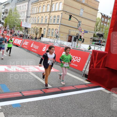 25.04.2026 - Das Zehntel Strokosch-Dieckow http://msf.ph/oto/9633941 25.04.2026 11:08:17 Ziel 5064, 5125, 5144, 5939, 6160, 6163, 6174, 7263, 7264, 7277, 7365, 7491, 7507, 7523, 7606, 7990 meine-sportfotos.de