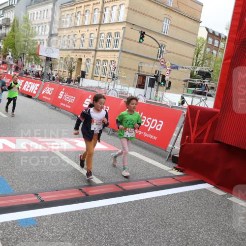 25.04.2026 - Das Zehntel Strokosch-Dieckow http://msf.ph/oto/9633942 25.04.2026 11:08:17 Ziel 5064, 5125, 5144, 5939, 6160, 6163, 6174, 7263, 7264, 7277, 7365, 7491, 7507, 7523, 7606, 7990 meine-sportfotos.de