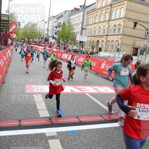 25.04.2026 - Das Zehntel Strokosch-Dieckow http://msf.ph/oto/9633952 25.04.2026 11:08:15 Ziel 5064, 5125, 5144, 6160, 6163, 6174, 6185, 7263, 7264, 7270, 7277, 7365, 7491, 7511, 7523, 7556, 7606, 7990 meine-sportfotos.de