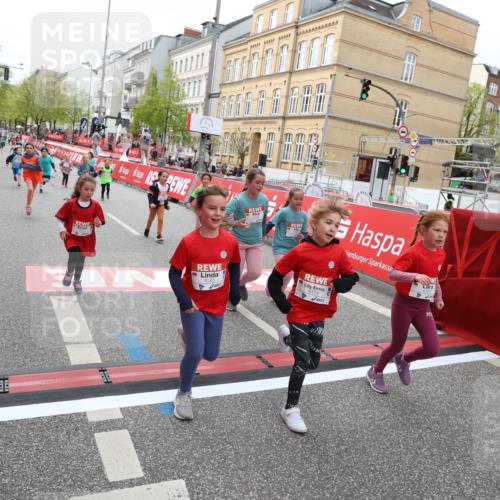 25.04.2026 - Das Zehntel Strokosch-Dieckow http://msf.ph/oto/9633959 25.04.2026 11:08:14 Ziel 5064, 5125, 5144, 6160, 6163, 6174, 6185, 7263, 7264, 7270, 7272, 7277, 7285, 7491, 7511, 7523, 7556, 7606, 7990 meine-sportfotos.de