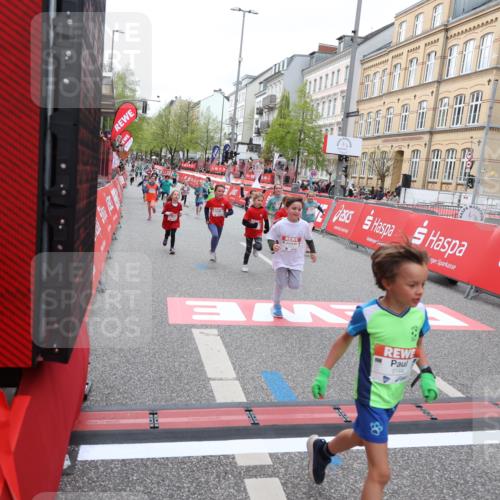 25.04.2026 - Das Zehntel Strokosch-Dieckow http://msf.ph/oto/9633971 25.04.2026 11:08:13 Ziel 5064, 5125, 5144, 5151, 6160, 6163, 6174, 6185, 7270, 7272, 7277, 7285, 7491, 7511, 7523, 7556, 7606, 7990 meine-sportfotos.de
