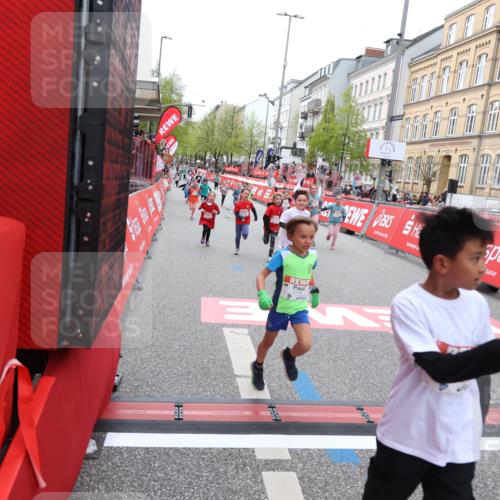 25.04.2026 - Das Zehntel Strokosch-Dieckow http://msf.ph/oto/9633976 25.04.2026 11:08:12 Ziel 5064, 5125, 5144, 5151, 6160, 6163, 6174, 6185, 7270, 7272, 7277, 7285, 7511, 7523, 7556, 7606 meine-sportfotos.de