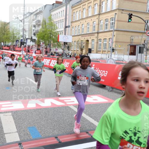 25.04.2026 - Das Zehntel Strokosch-Dieckow http://msf.ph/oto/9634000 25.04.2026 11:08:09 Ziel 5064, 5151, 6185, 6277, 7270, 7272, 7277, 7285, 7457, 7484, 7511, 7523, 7556, 7764 meine-sportfotos.de