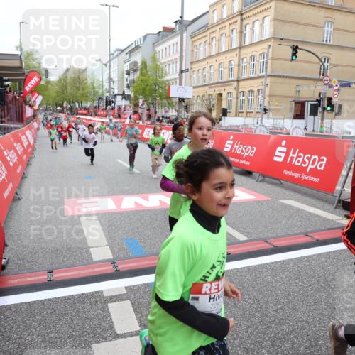 25.04.2026 - Das Zehntel Strokosch-Dieckow http://msf.ph/oto/9634001 25.04.2026 11:08:09 Ziel 5064, 5151, 6185, 6277, 7270, 7272, 7277, 7285, 7457, 7484, 7511, 7523, 7556, 7764 meine-sportfotos.de