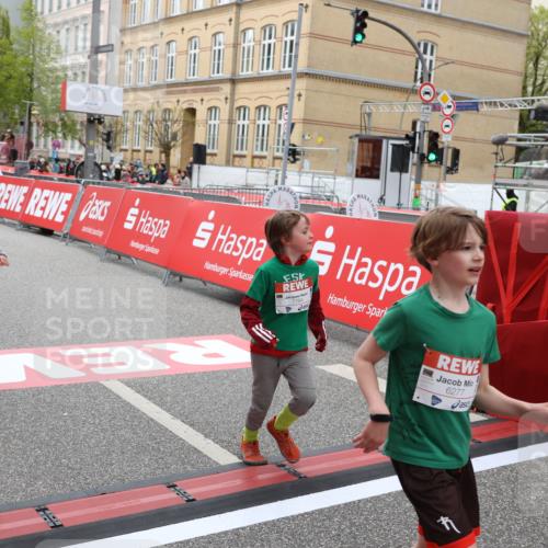 25.04.2026 - Das Zehntel Strokosch-Dieckow http://msf.ph/oto/9634027 25.04.2026 11:08:04 Ziel 5606, 6277, 6658, 7457, 7484, 7519, 7648, 7650, 7764 meine-sportfotos.de