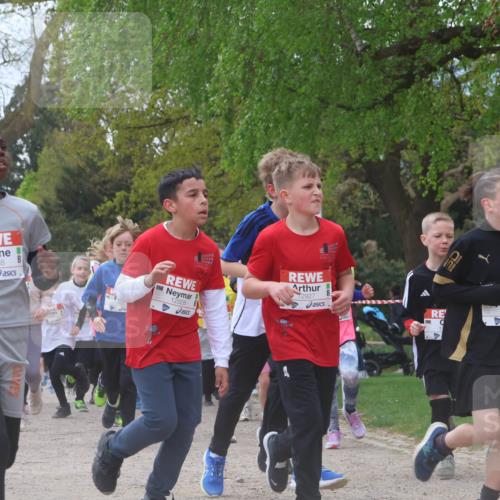 25.04.2026 - Das Zehntel Zöllner http://msf.ph/oto/9656783 25.04.2026 11:42:15 Laufen 12141, 10288, 12928, 8, 2927, 11269 meine-sportfotos.de