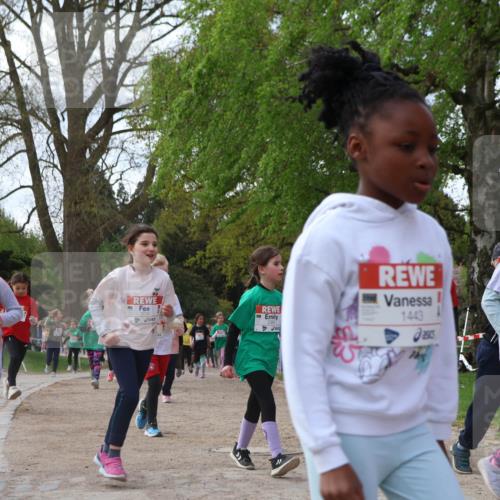 25.04.2026 - Das Zehntel Zöllner http://msf.ph/oto/9656833 25.04.2026 07:47:27 Laufen 1095, 3769, 3734, 1443 meine-sportfotos.de