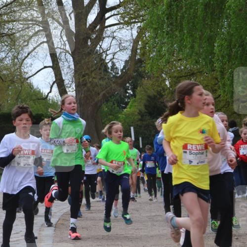 25.04.2026 - Das Zehntel Zöllner http://msf.ph/oto/9656843 25.04.2026 11:42:18 Laufen 12919, 11892, 12192, 12305, 11658 meine-sportfotos.de
