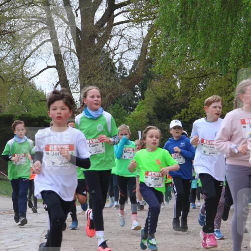 25.04.2026 - Das Zehntel Zöllner http://msf.ph/oto/9656849 25.04.2026 11:42:18 Laufen 12919, 11892, 12192, 11080 meine-sportfotos.de