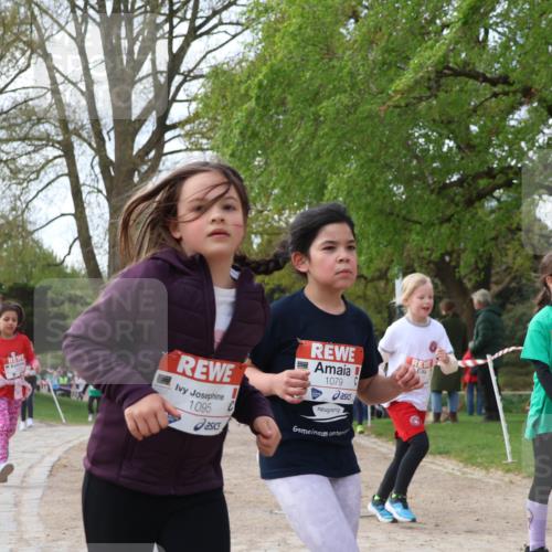 25.04.2026 - Das Zehntel Zöllner http://msf.ph/oto/9656851 25.04.2026 07:47:28 Laufen 1095, 1079 meine-sportfotos.de