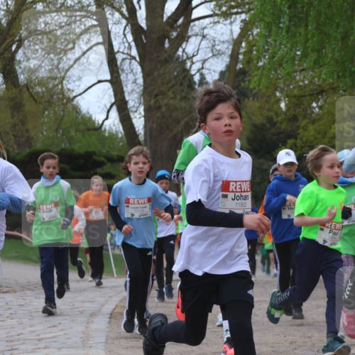 25.04.2026 - Das Zehntel Zöllner http://msf.ph/oto/9656858 25.04.2026 11:42:19 Laufen 12919, 10426, 11892, 11080, 12594 meine-sportfotos.de