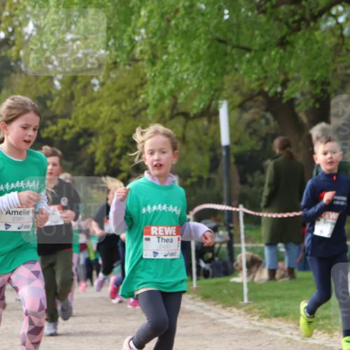 25.04.2026 - Das Zehntel Zöllner http://msf.ph/oto/9656932 25.04.2026 07:47:32 Laufen 2381, 2430 meine-sportfotos.de