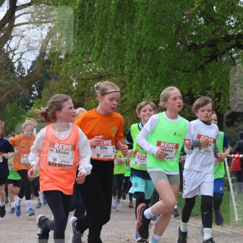 25.04.2026 - Das Zehntel Zöllner http://msf.ph/oto/9656987 25.04.2026 11:42:22 Laufen 12965, 12434, 1999, 47, 438, 1949, 12042 meine-sportfotos.de