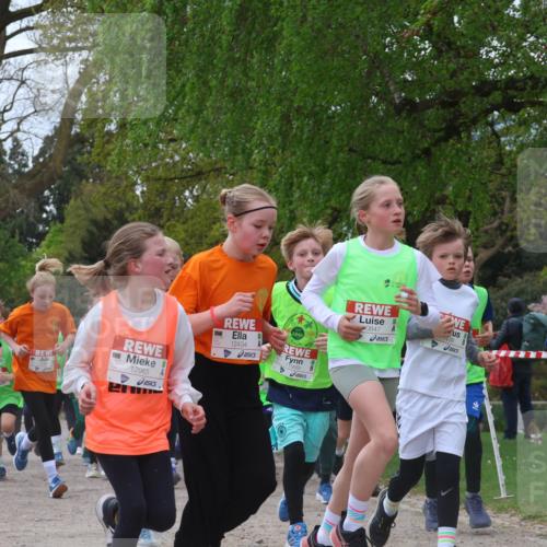 25.04.2026 - Das Zehntel Zöllner http://msf.ph/oto/9656990 25.04.2026 11:42:22 Laufen 12965, 12434, 11999, 0847, 1438, 1949, 12042 meine-sportfotos.de