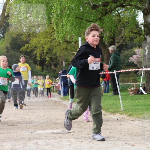 25.04.2026 - Das Zehntel Zöllner http://msf.ph/oto/9656992 25.04.2026 07:47:34 Laufen 1661, 8681, 1457 meine-sportfotos.de