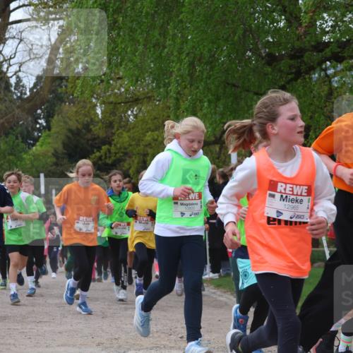 25.04.2026 - Das Zehntel Zöllner http://msf.ph/oto/9657002 25.04.2026 11:42:23 Laufen 121, 10800, 12965, 12434, 10 meine-sportfotos.de