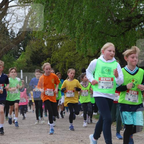 25.04.2026 - Das Zehntel Zöllner http://msf.ph/oto/9657014 25.04.2026 11:42:23 Laufen 10716, 12115, 10800, 231, 11999 meine-sportfotos.de