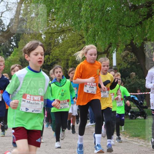 25.04.2026 - Das Zehntel Zöllner http://msf.ph/oto/9657041 25.04.2026 11:42:24 Laufen 10716, 10715, 12115, 11971, 12464, 11827, 1767, 11231 meine-sportfotos.de