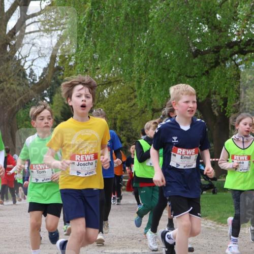 25.04.2026 - Das Zehntel Zöllner http://msf.ph/oto/9657095 25.04.2026 11:42:26 Laufen 12175, 12160, 10716, 10715, 11827, 050, 12605 meine-sportfotos.de