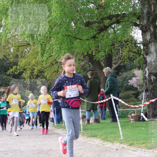 25.04.2026 - Das Zehntel Zöllner http://msf.ph/oto/9657157 25.04.2026 07:47:42 Laufen 3909 meine-sportfotos.de