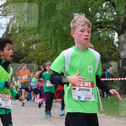 25.04.2026 - Das Zehntel Zöllner http://msf.ph/oto/9657167 25.04.2026 11:42:27 Laufen 11984, 12137 meine-sportfotos.de