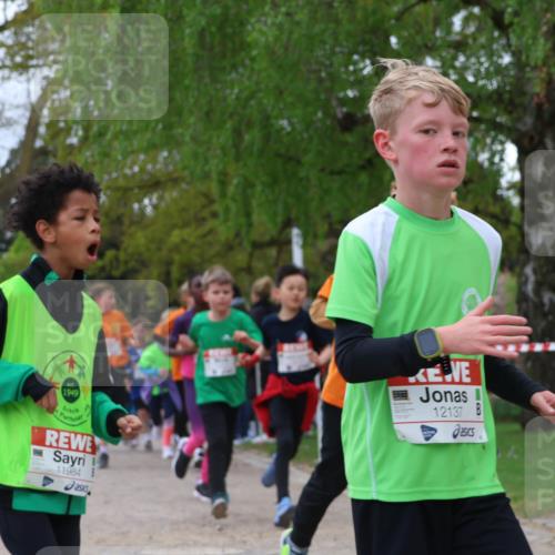 25.04.2026 - Das Zehntel Zöllner http://msf.ph/oto/9657170 25.04.2026 11:42:27 Laufen 1949, 11984, 12137 meine-sportfotos.de