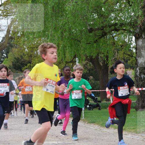 25.04.2026 - Das Zehntel Zöllner http://msf.ph/oto/9657179 25.04.2026 11:42:28 Laufen 10180, 12262, 10633, 10178 meine-sportfotos.de