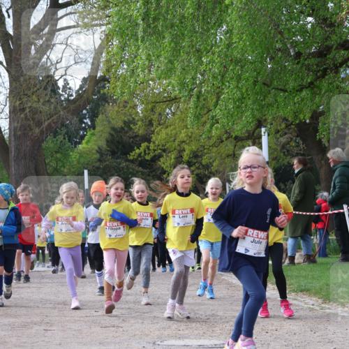 25.04.2026 - Das Zehntel Zöllner http://msf.ph/oto/9657226 25.04.2026 07:47:45 Laufen 1221 meine-sportfotos.de