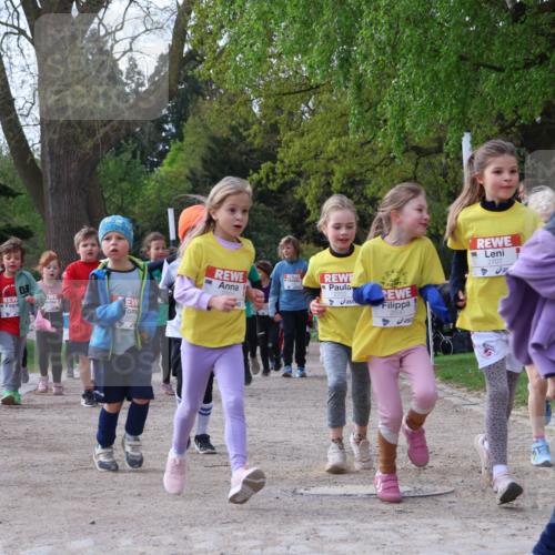 25.04.2026 - Das Zehntel Zöllner http://msf.ph/oto/9657265 25.04.2026 07:47:46 Laufen 250, 04, 2701, 2702, 2690, 2707 meine-sportfotos.de