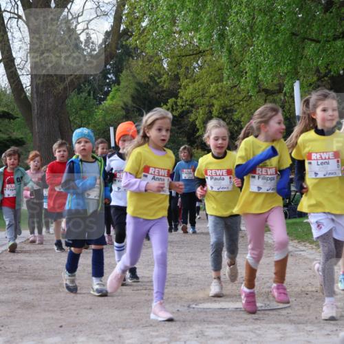 25.04.2026 - Das Zehntel Zöllner http://msf.ph/oto/9657268 25.04.2026 07:47:46 Laufen 03, 2707, 2702, 2690 meine-sportfotos.de