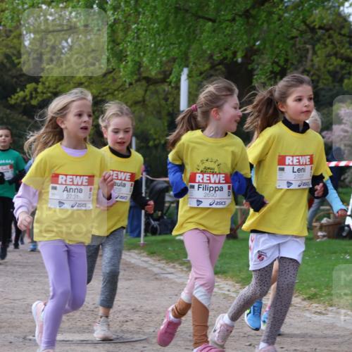 25.04.2026 - Das Zehntel Zöllner http://msf.ph/oto/9657271 25.04.2026 07:47:46 Laufen 2701, 702, 2690, 2705, 2707 meine-sportfotos.de