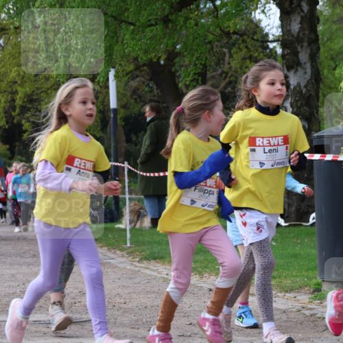 25.04.2026 - Das Zehntel Zöllner http://msf.ph/oto/9657280 25.04.2026 07:47:47 Laufen 3865, 270, 2890, 2707, 2705, 850 meine-sportfotos.de