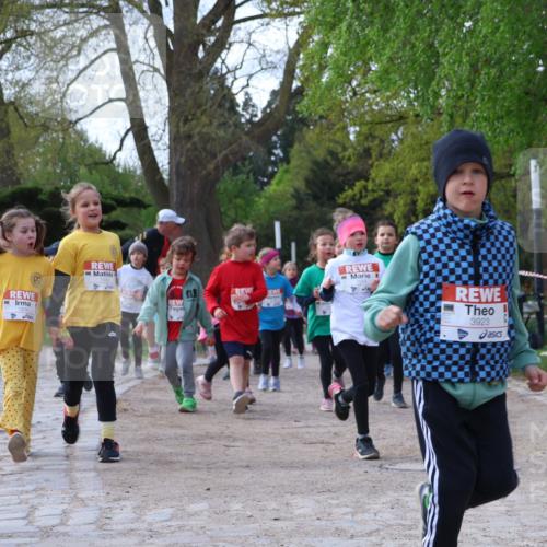 25.04.2026 - Das Zehntel Zöllner http://msf.ph/oto/9657325 25.04.2026 07:47:48 Laufen 3923 meine-sportfotos.de